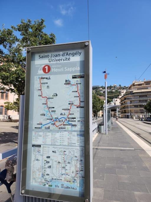 Nice Fac St Jean D'Angely Exterior photo